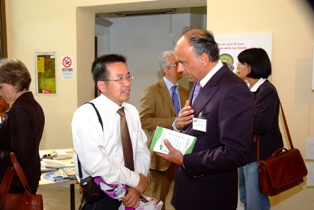 Actinidia 2009, il professor Balestra e il dr. Jiang (Cina)